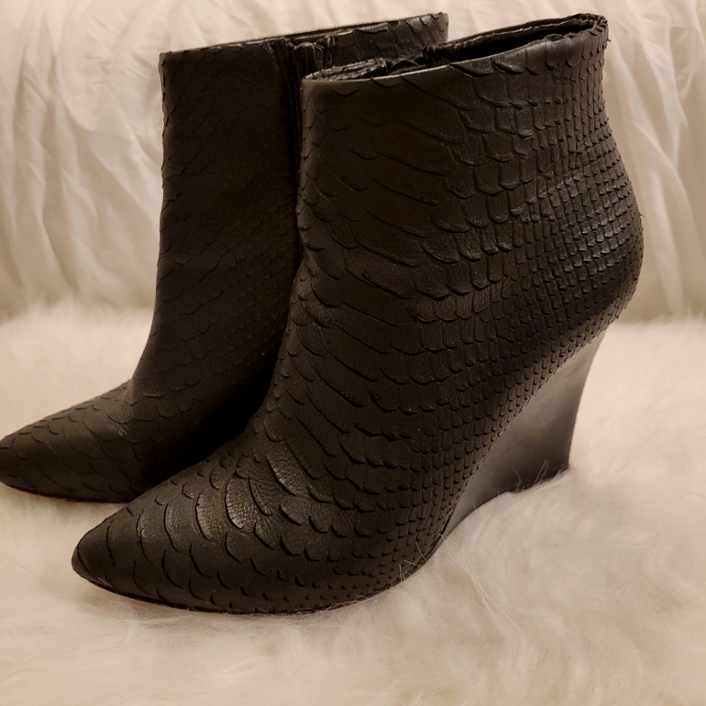 Joie Ankle Boots 5.5